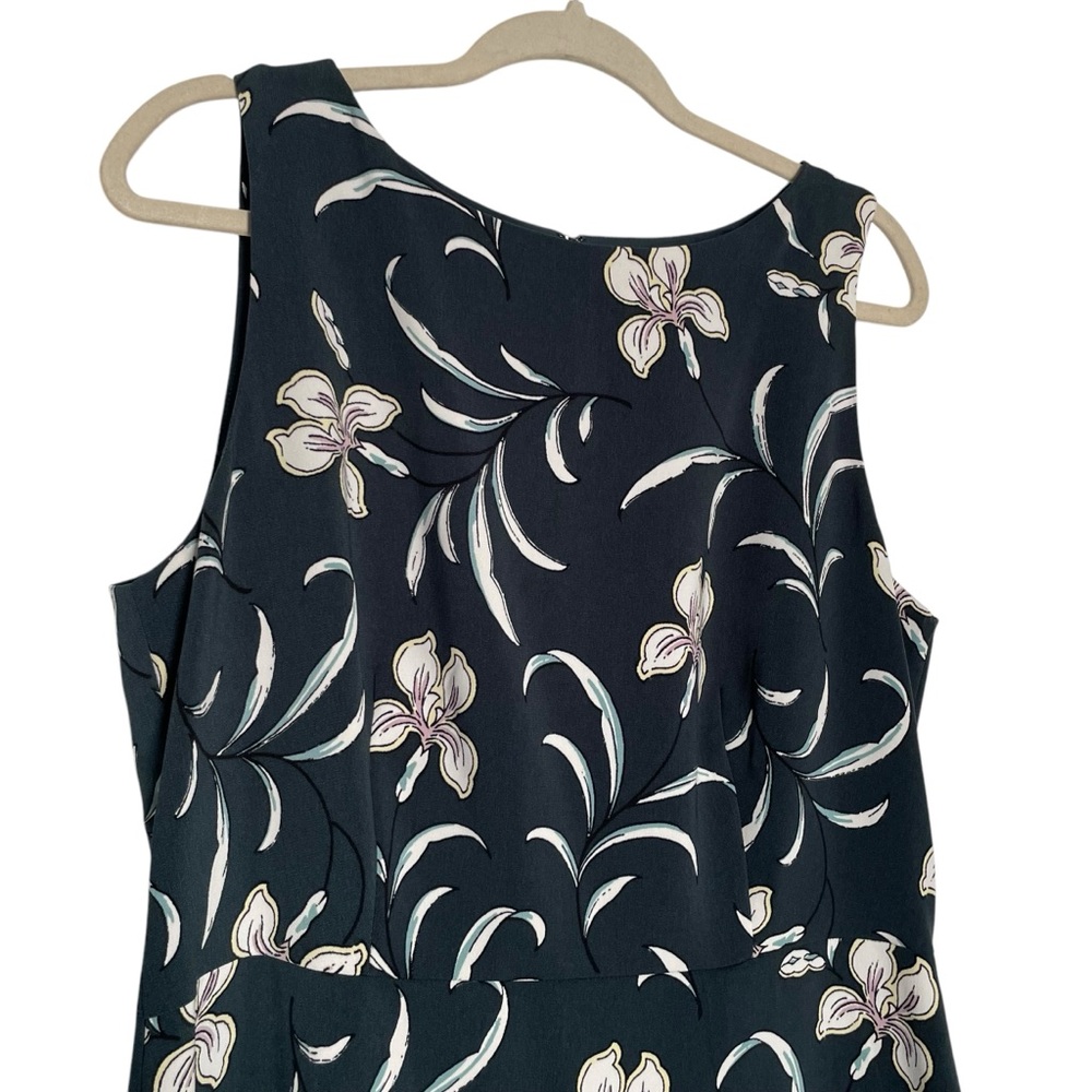 Ann Taylor Factory Dark Green Iris Floral Print Sheath Dress Size 14 - Picture 2 of 5